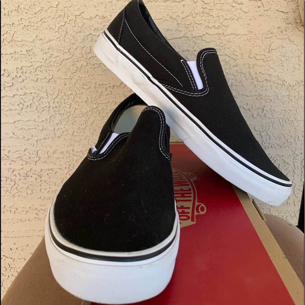 Vans Slip-On Black/True White SZ 12 men🔥🔥